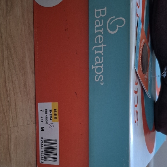 BareTraps Women's Dark Brown Ankle Booties - Picture 2 of 4